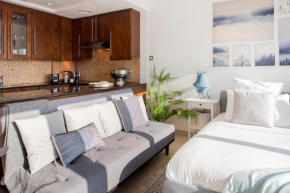 Nasma Luxury Stays - 8-BLVD Walk